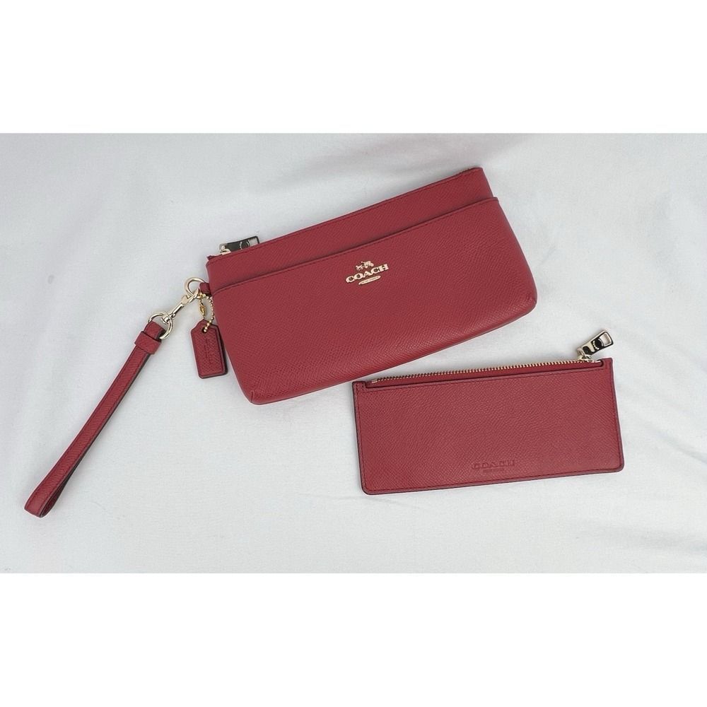 COACH Cherry Red Pebbled Leather Wristlet Wallet Removable Zip Pouch Gold Hrdwre